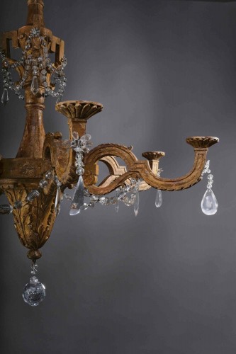 Luminaires Lustre - Important lustre en bois doré, Italie fin 18e siècle