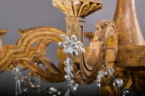 XVIIIe siècle - Important lustre en bois doré, Italie fin 18e siècle
