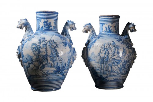 Pair Of Important Vases In White And Blue, Savona factory late 17th