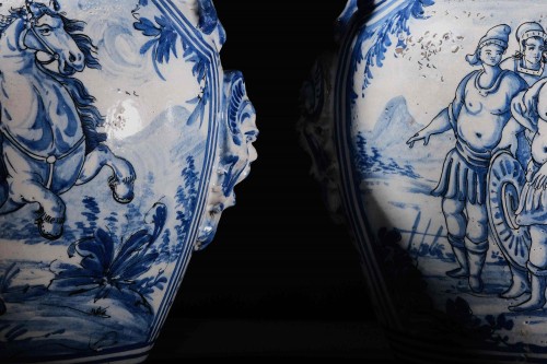 Louis XIV - Pair Of Important Vases In White And Blue, Savona factory late 17th