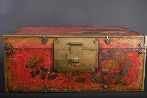 Red parchment painted Chinese cassette, China 18th century - 