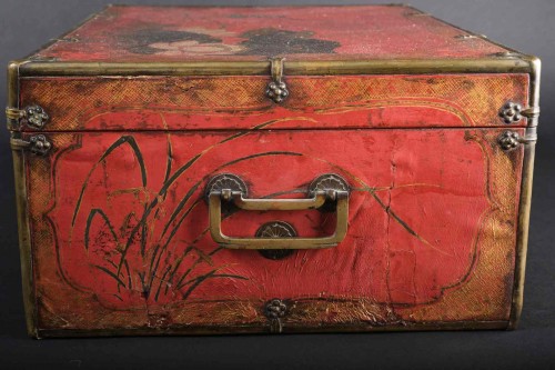 XVIIIe siècle - Cassette chinoise en parchemin rouge, Chine 18e