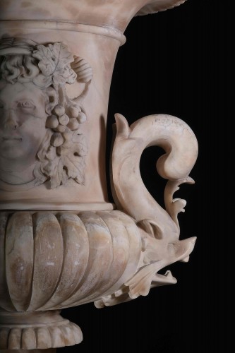 Empire - Large Medici Alabaster Vase, Rome, Circa 1800