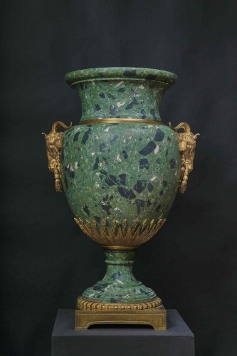 Important vase en scagliola et bronze doré, Rome milieu du 19e siècle - Objet de décoration Style Restauration - Charles X