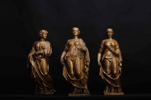 Série de douze vestales en bois doré, Italie XVIIIe siècle - Uwe Dobler Interiors