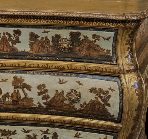 Furniture  - Important Arte Povera chest of drawers, Southern France, circa 1740