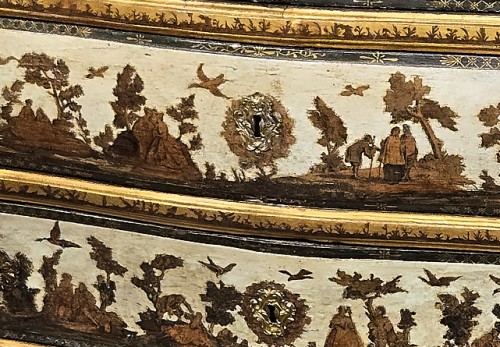 French Regence - Important Arte Povera chest of drawers, Southern France, circa 1740