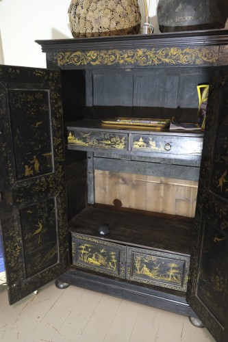 Mobilier Armoire - Petite armoire en laque de chine, France du sud 1ière moitié du 19e siècle