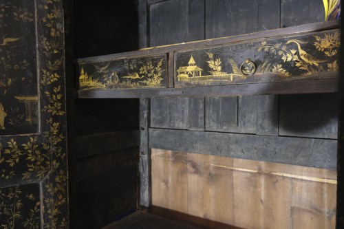 Petite armoire en laque de chine, France du sud 1ière moitié du 19e siècle - Restauration - Charles X