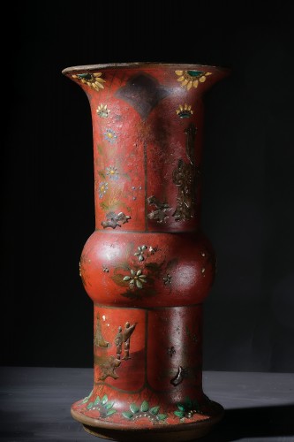 Pair Of Cold-painted Porcelain Vases In The Chinese Style,Berlin Circa 1800 - Porcelain & Faience Style Restauration - Charles X