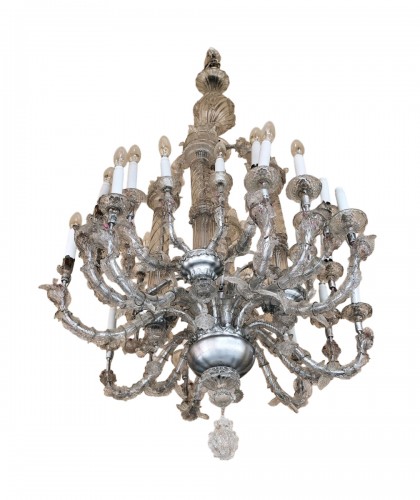Large Murano chandelier in white glass, 18th century
