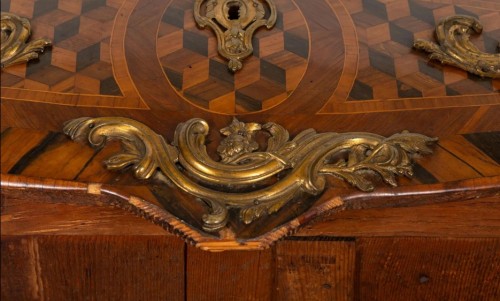Commode d'époque Louis XV, Allemagne Dresde vers 1760 - Louis XV