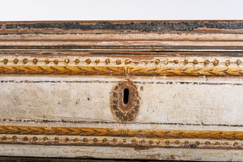 18th century - Tuscany chest of drawers,, circa1800
