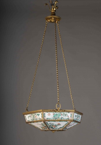 Chinese Porcelain Lamp With Bronze Mounting, Charles X, Paris Early 19th - Lighting Style Restauration - Charles X