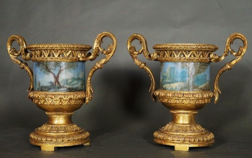 Antiquités - Pair of Carved And Wood Gilded  Vases With Painted Sheet Metal, Rome 178