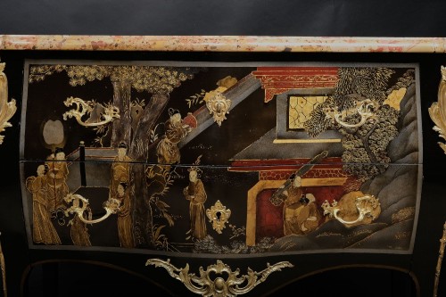Louis XV style Commode In Coromandel Lacquer - 2nd Part Of The XIXth Century - 