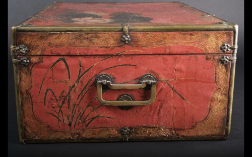 Red parchment painted Chinese cassette, China 18th century - 