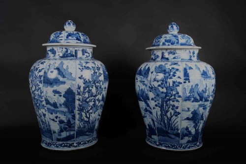 Pair Of Kangxi Monumental Lidded Vases, Blue And White Decor, China Circa 1 - 