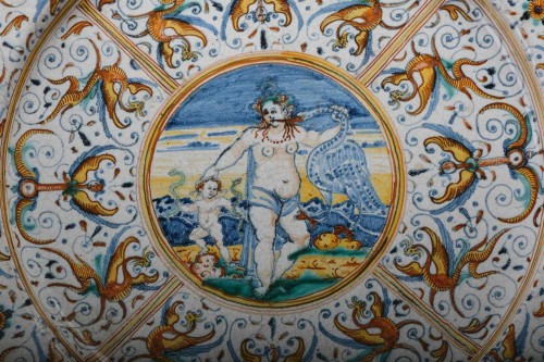 Porcelain & Faience  - Large plate from the Deruta factory, early 17th century