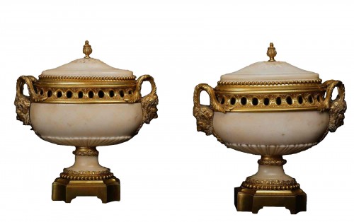 Pair Of Cassolettes Mounted In Bronze, Louis XVI Period, Paris, Late 18th