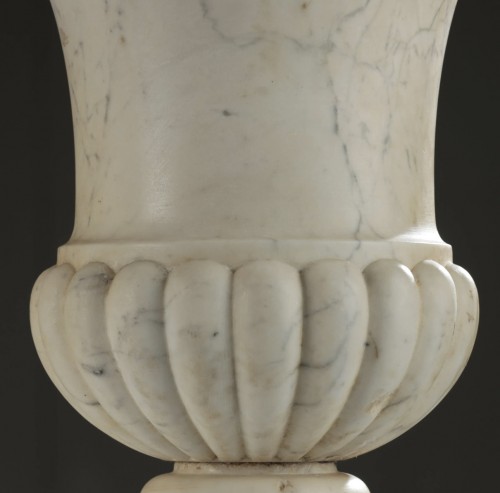  - Paire de vases en marbre, vers 1800