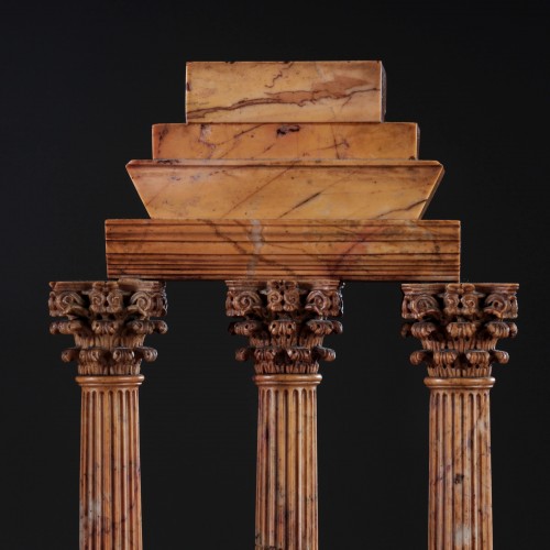 Paire de modèles du Grand Tour du XIXe siècle - Vagabond Antiques
