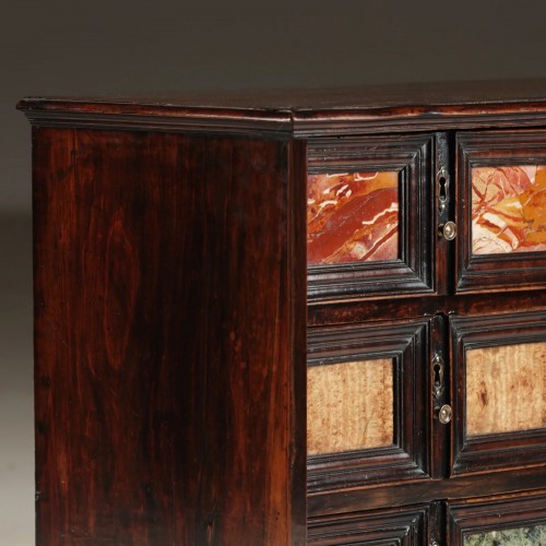 Antiquités - Cabinet de table en marbre du XIXe siècle
