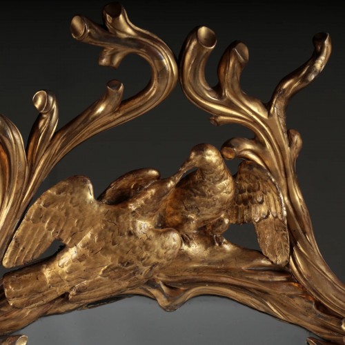 Un miroir ovale en bois doré de Guillaume IV - 