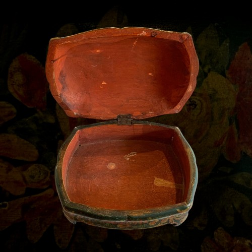 18th century - A Venetian polychrome painted box, mid XVIII Century