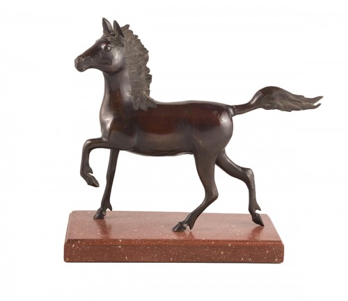 Horse in bronze , China , XIX century