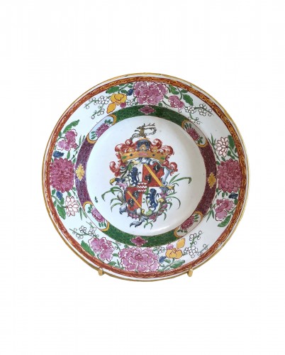 Plate of the service of the Marquis of Olivera