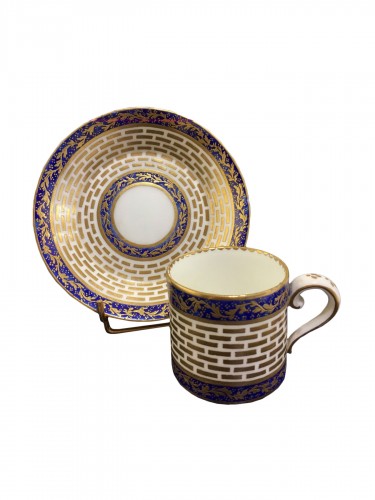 Tasse litron en porcelaine de Sèvres