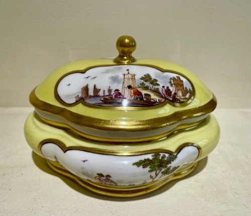 Porcelain & Faience  - Oval yellow-ground sugar bowl in Meissen porcelain
