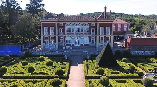 Palais Fronteira vue jardins