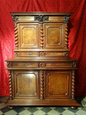 Buffet deux corps Louis XIII