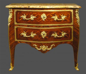 Commode marquetée d'époque premier tiers du XVIIIe siècle