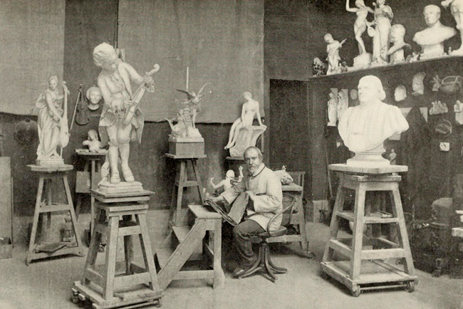 Louis-Ernest Barrias dans son atelier.