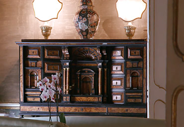 Palais Gangi cabinet en écaille